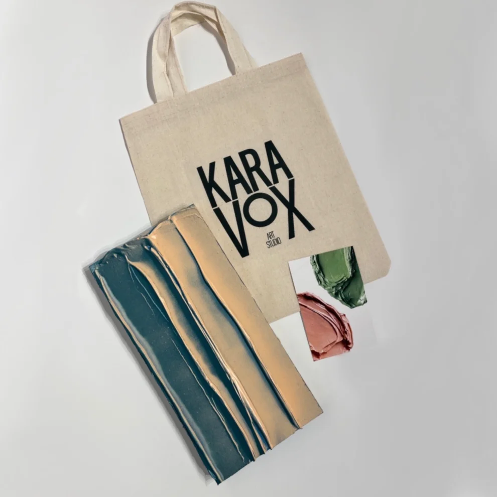 Kara Vox - Stroke Series Tablo