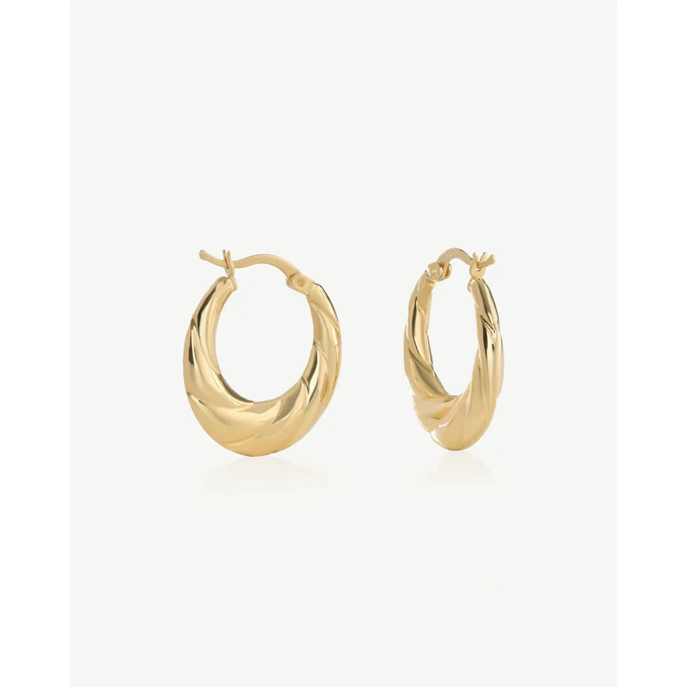 Yvris - Slitted Ovate Hoops