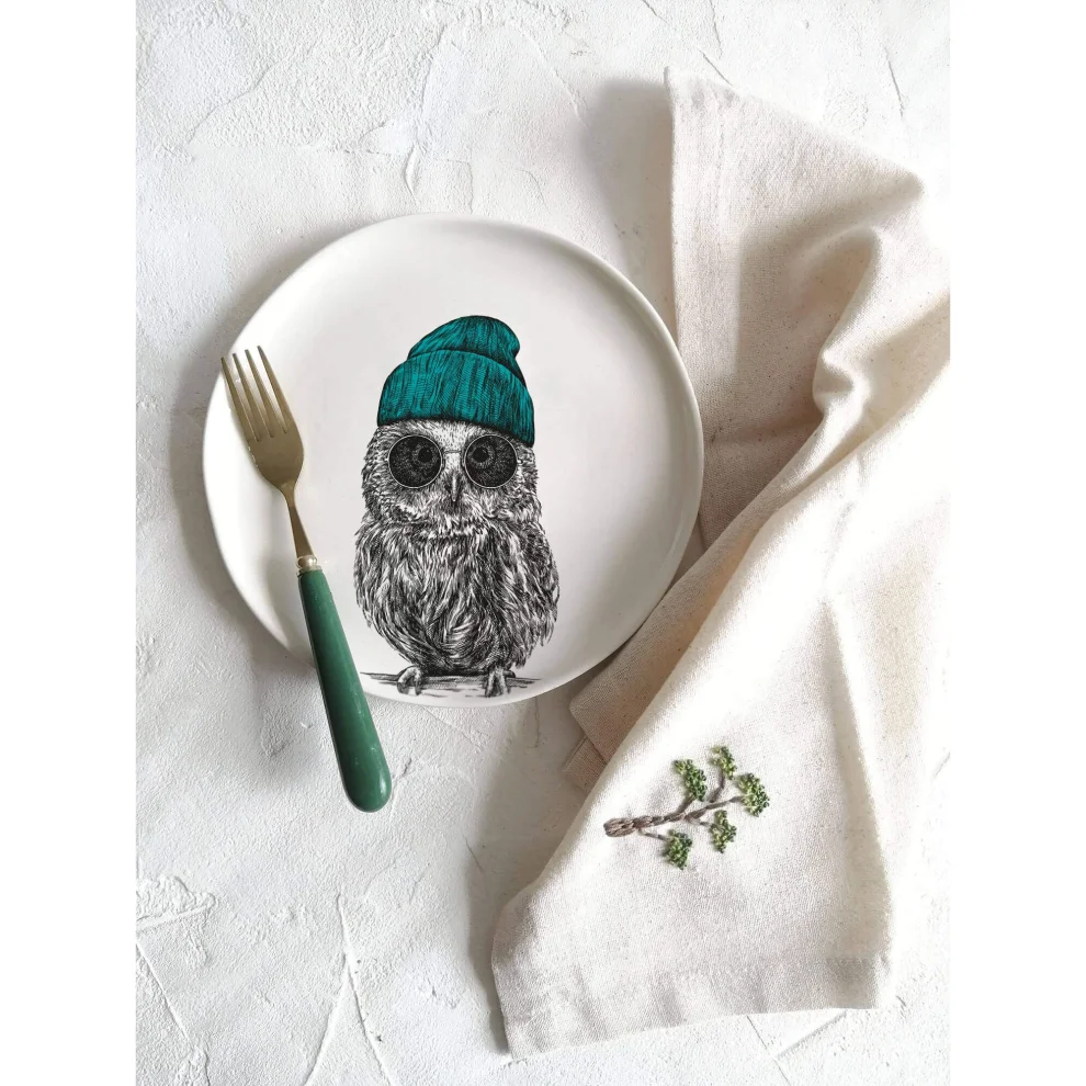 Fusska Handmade Ceramics - Engraving Owl Animal Plate