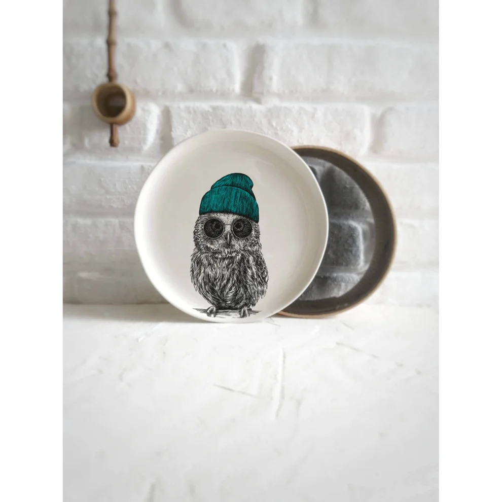 Fusska Handmade Ceramics - Engraving Owl Animal Plate