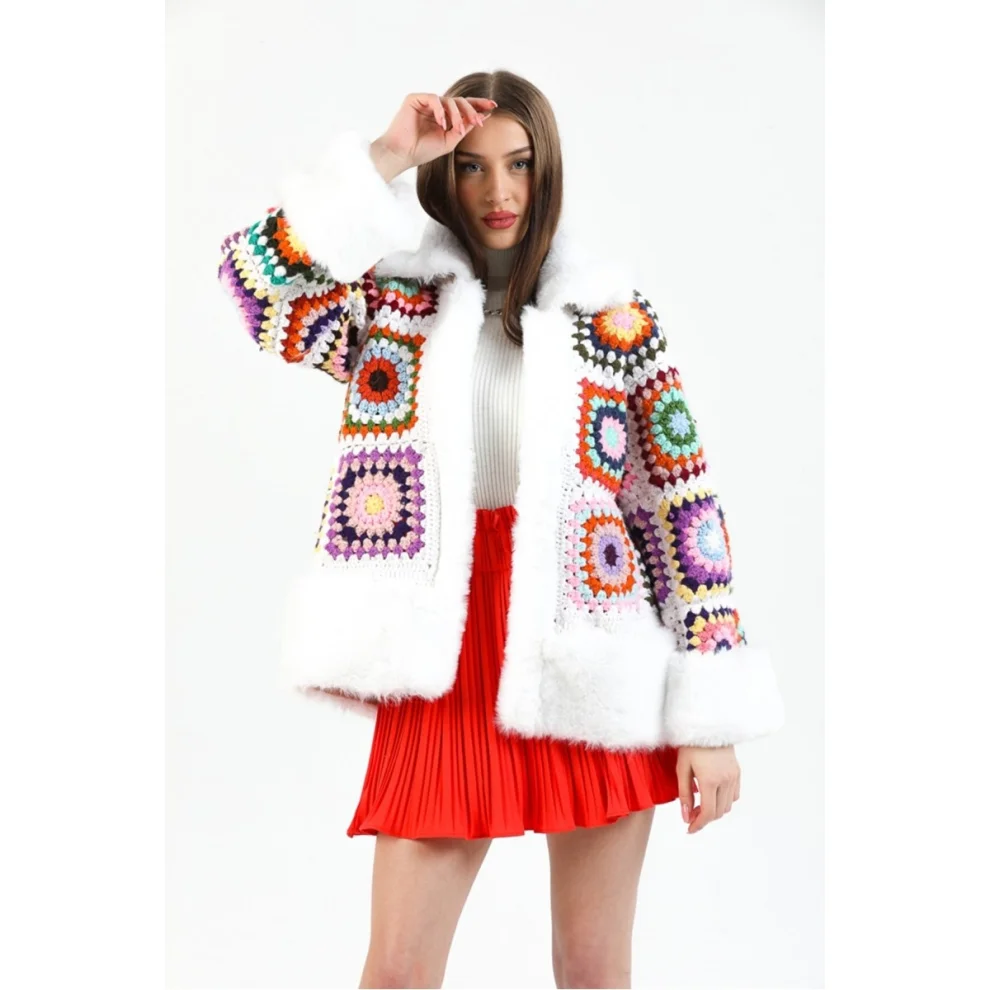 Trend Studio İstanbul - Artificial Fur Crochet Braided Wool Woman Cardigan