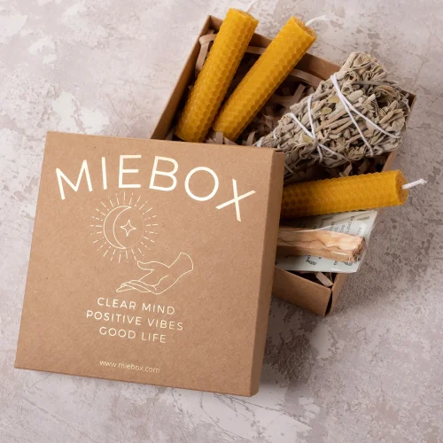 Miebox Rituals - Enerji Ve Aura Seti: Palo Santo Tütsü + Balmumu Mum + Adaçayı Tütsü Demeti