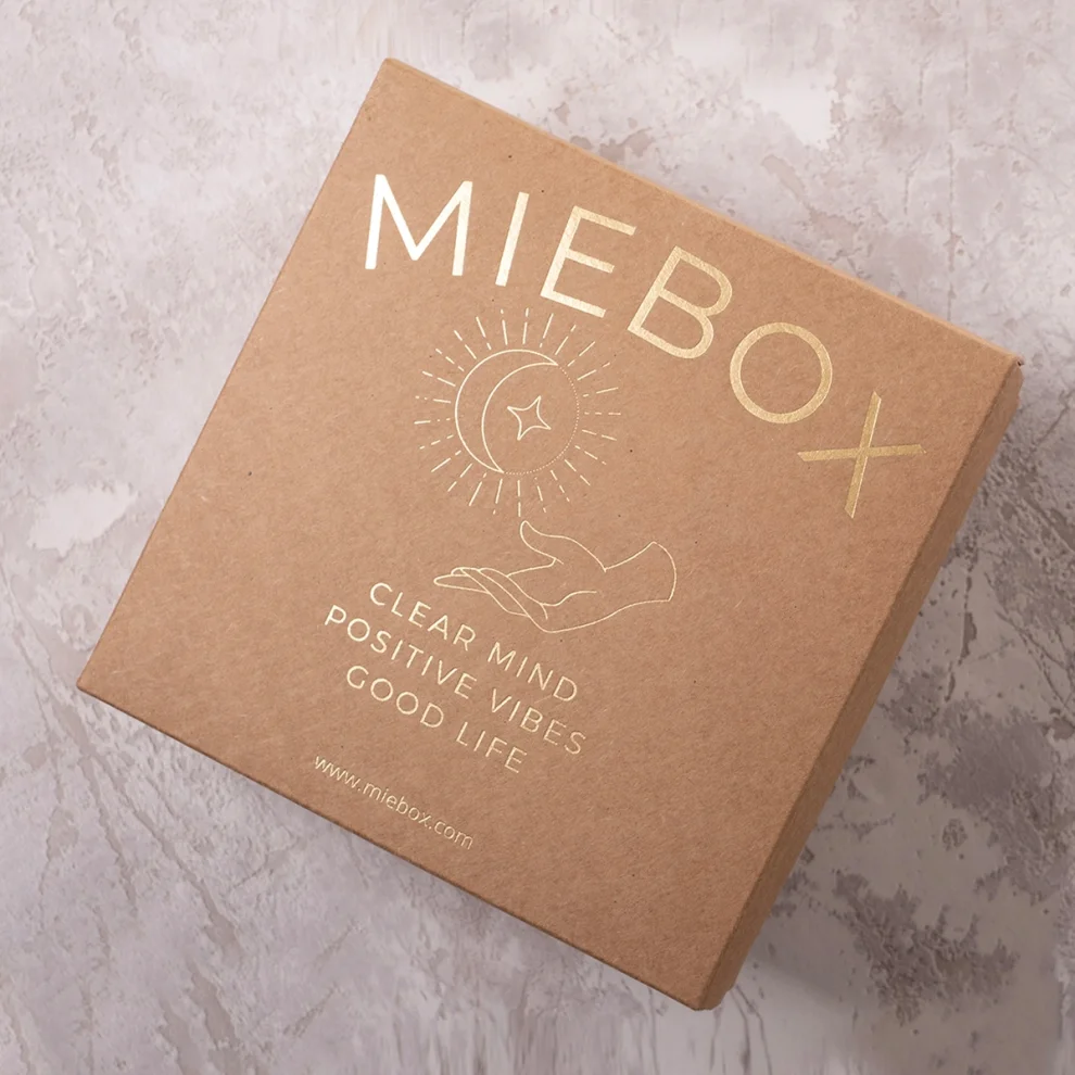 Miebox Rituals - Enerji Ve Aura Seti: Palo Santo Tütsü + Balmumu Mum + Adaçayı Tütsü Demeti