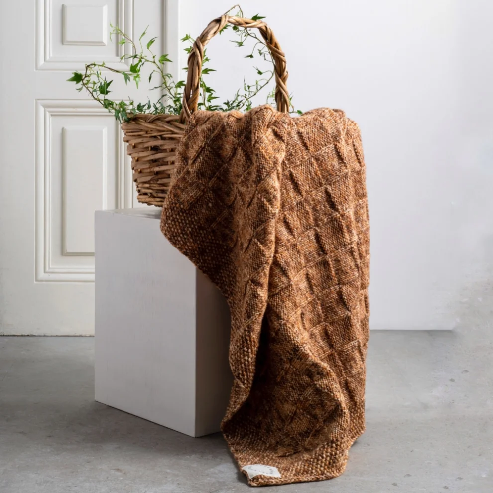 Cooperative Studio - Hand Knitted Wool Baby & Knee Blanket Sedir Shawl