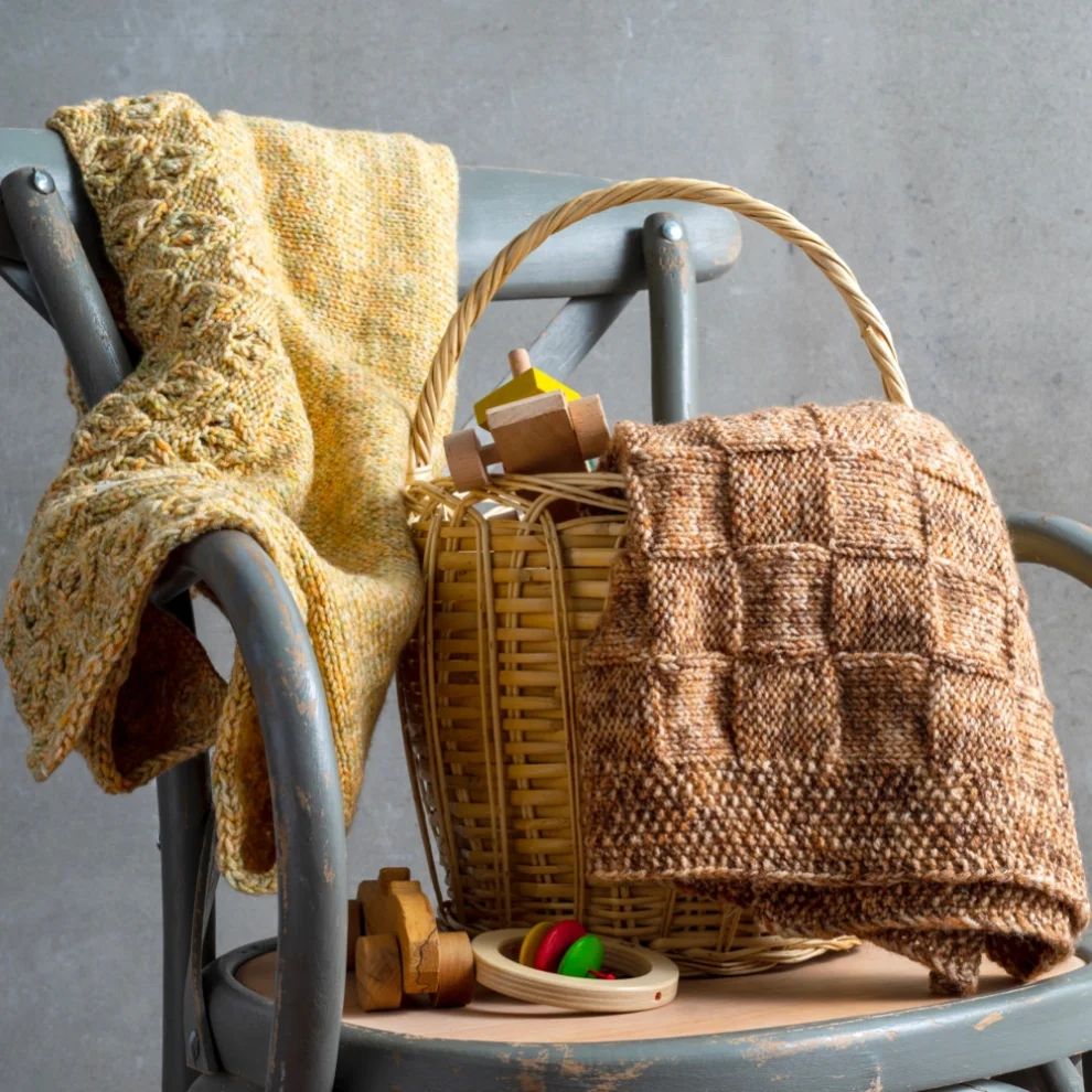 Cooperative Studio - Hand Knitted Wool Baby & Knee Blanket Yaprak Shawl