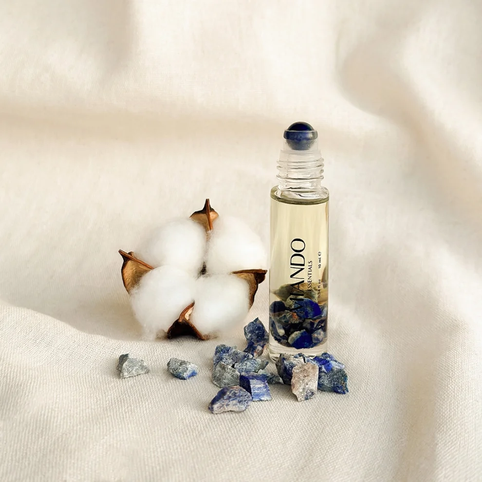 Miando Essentials - Peace Set / Essential Oil And Crystal Roll On Set