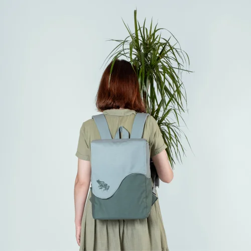 Design Vira - Frog Flowsoul Backpack
