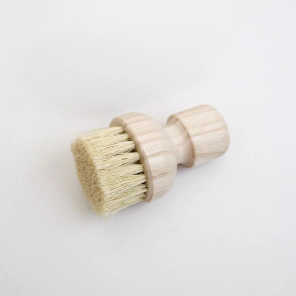 Ham Atelier - Short Handled Wooden Cleaning Brush