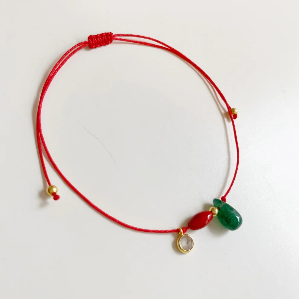 The Pheia - Coral - Jade String Bracelet