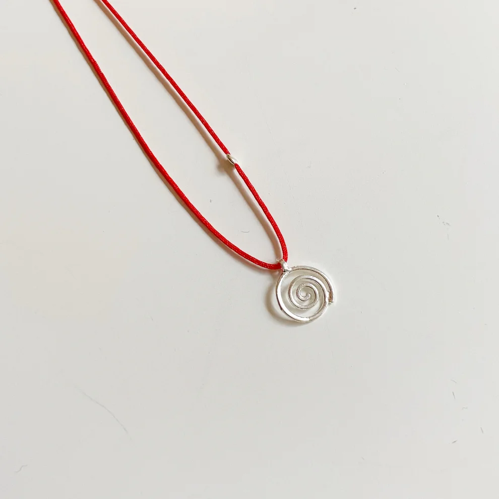 The Pheia - Spiral Sun String Necklace