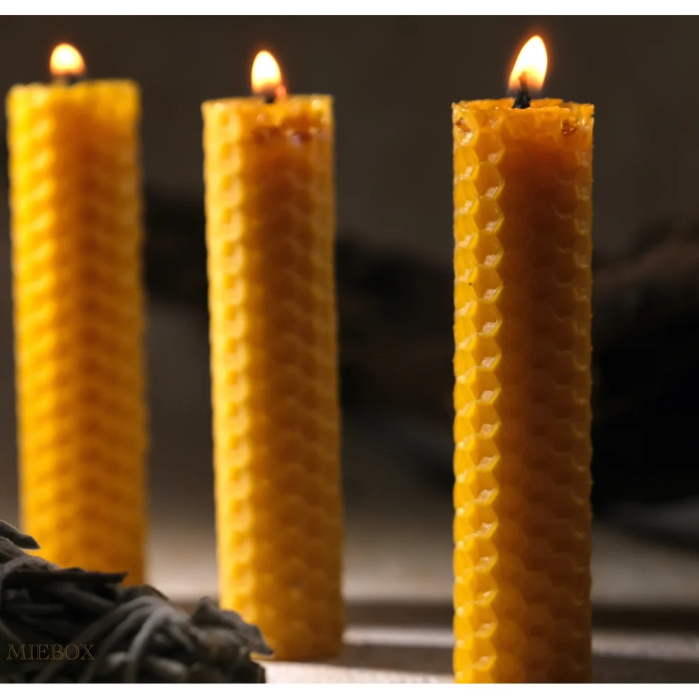Miebox Rituals - Natural Beeswax Candle (16 Pc)