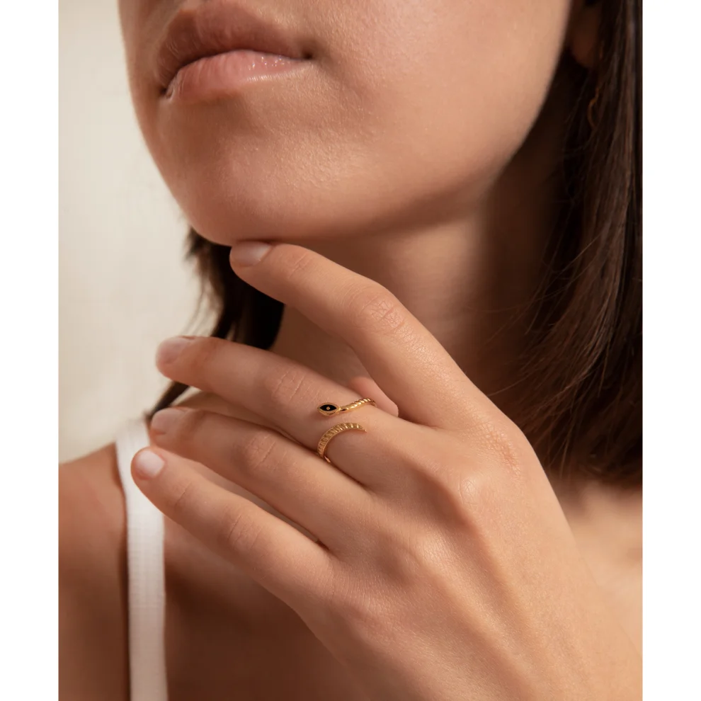 Luna Merdin  - Snake Eye Ring