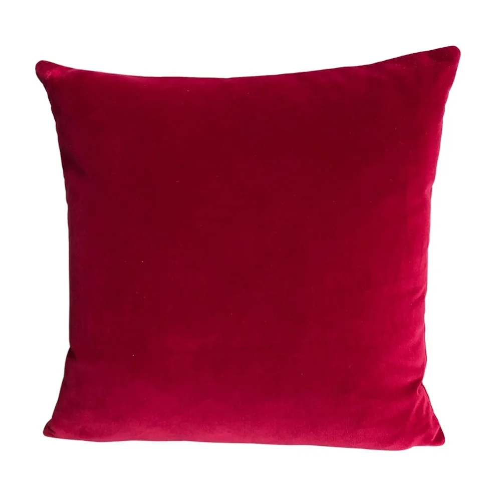 Magenta throw pillow hotsell