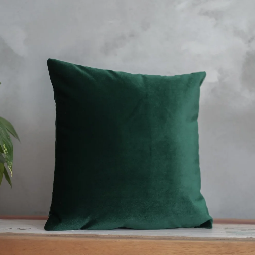 Miliva Home - Soft Velvet Christmas Throw Pillow Cover