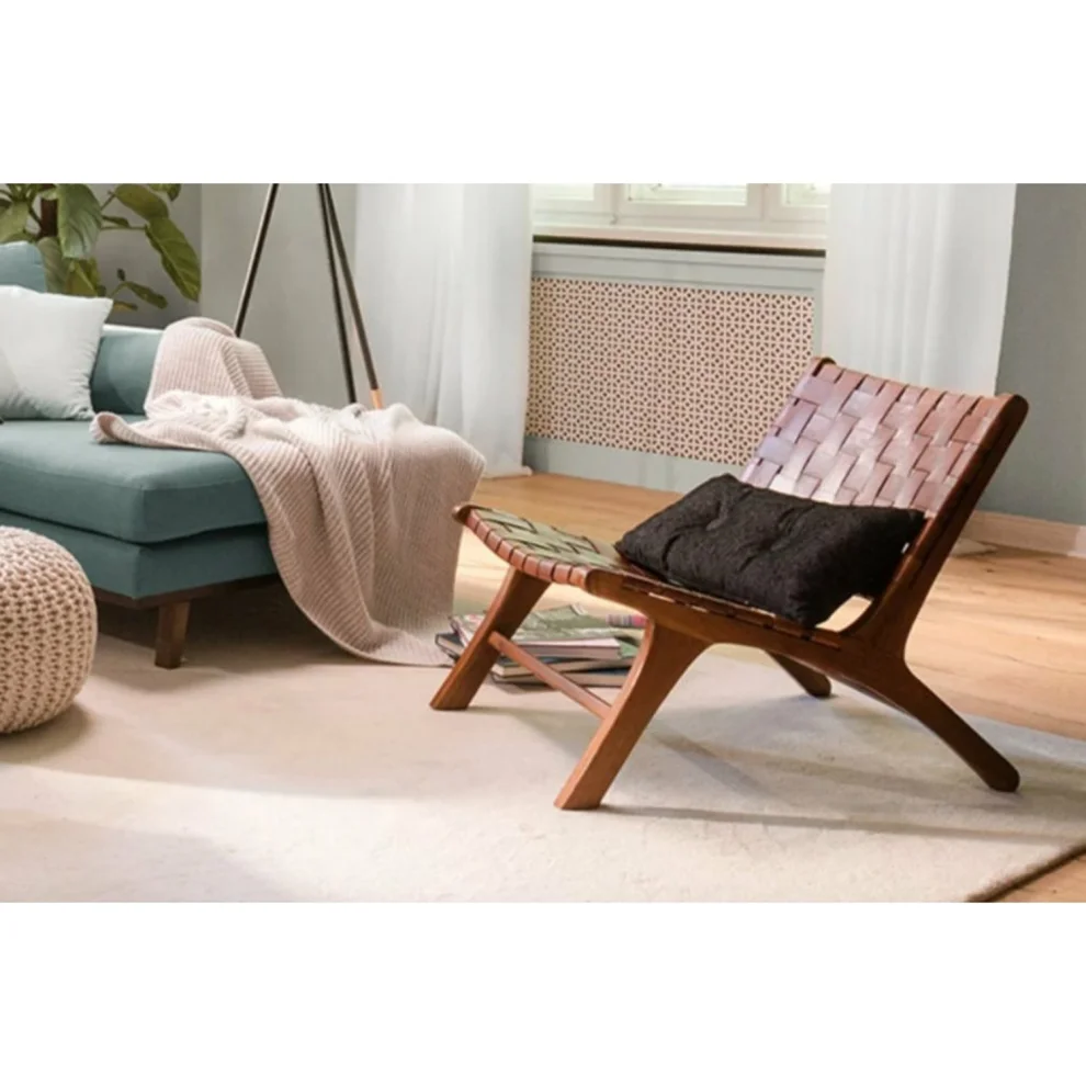 Sohomanje - Wooden Leather Armchair