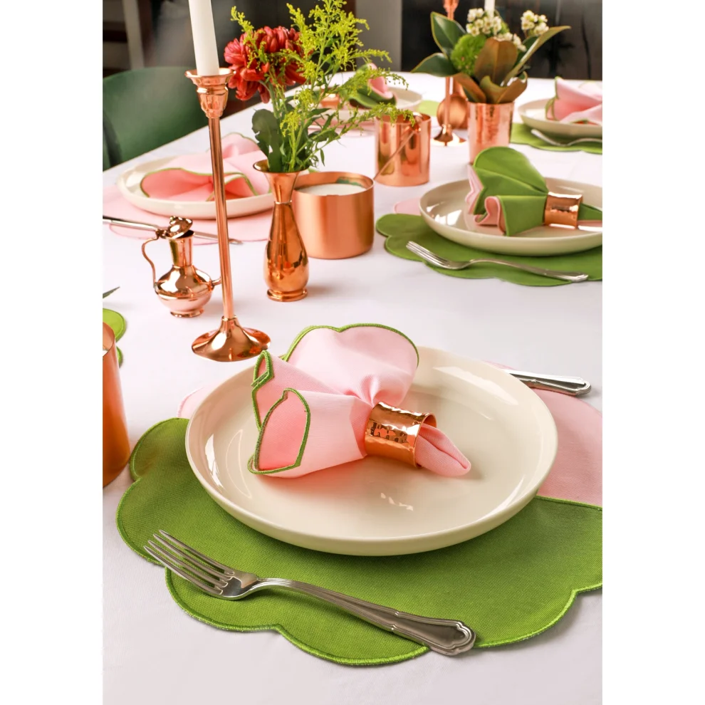 Gaia's Store - 4 Pcs Forged Copper Ring Napkin Holder Set