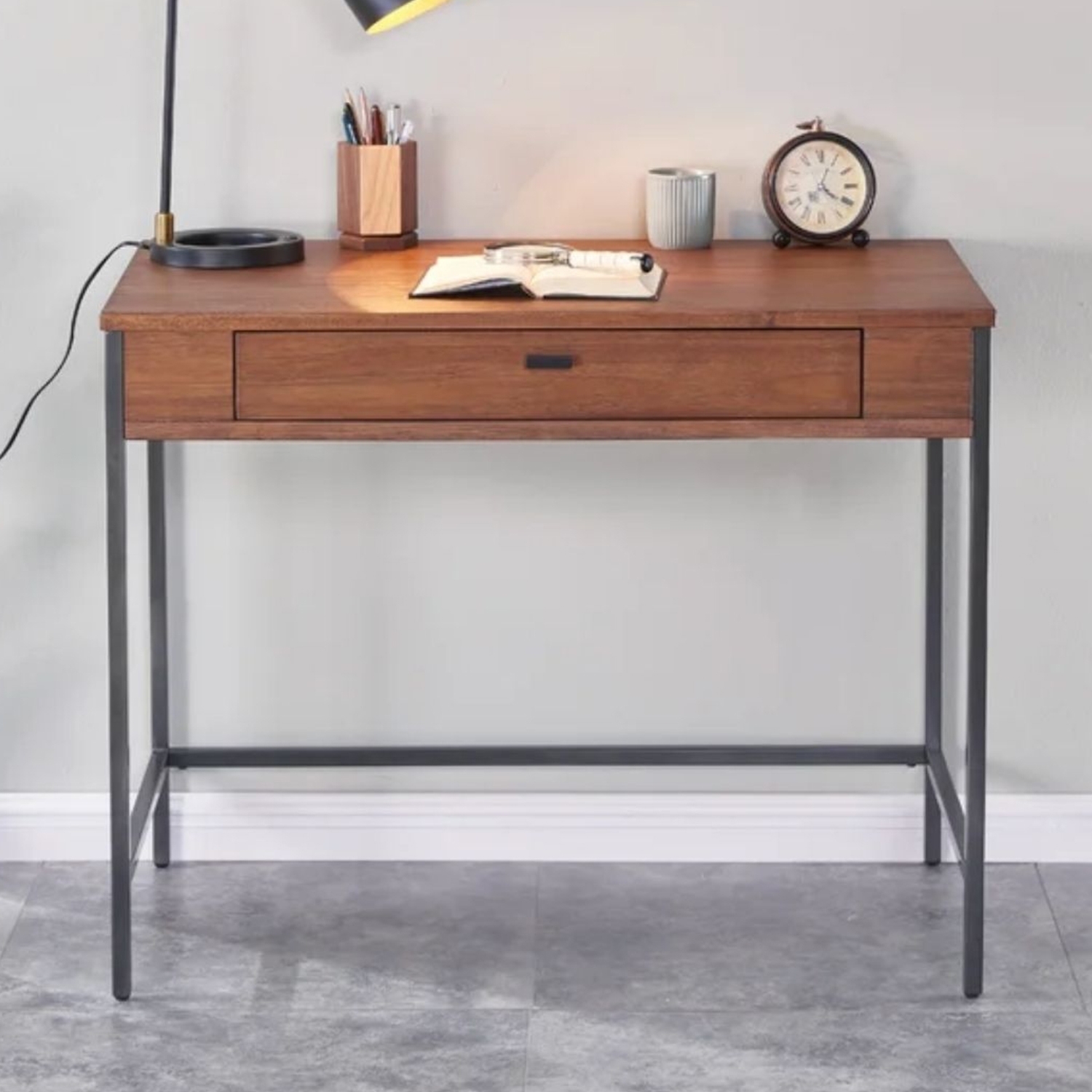 Randolf Desk