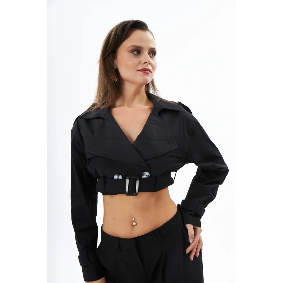 Evoq Nine - Belt Detailed Crop Trench Coat