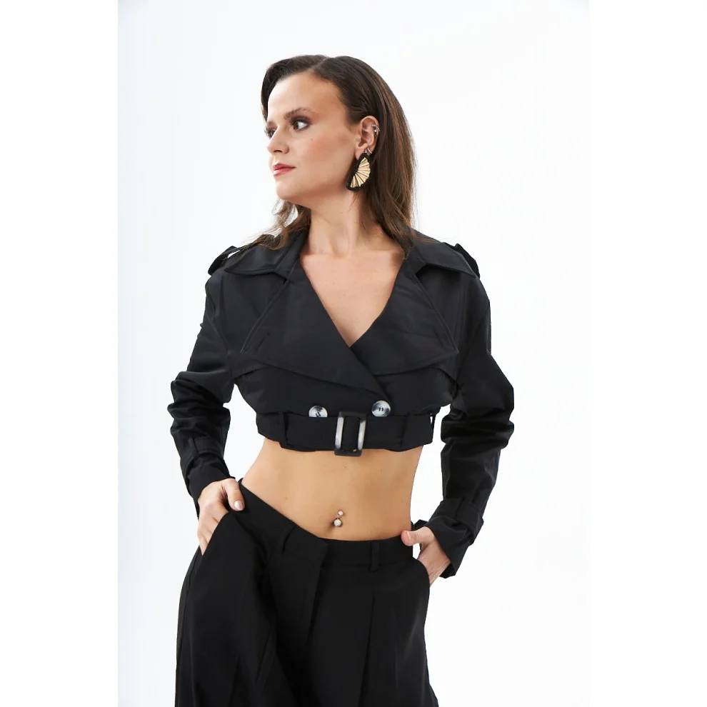 Evoq Nine - Belt Detailed Crop Trench Coat