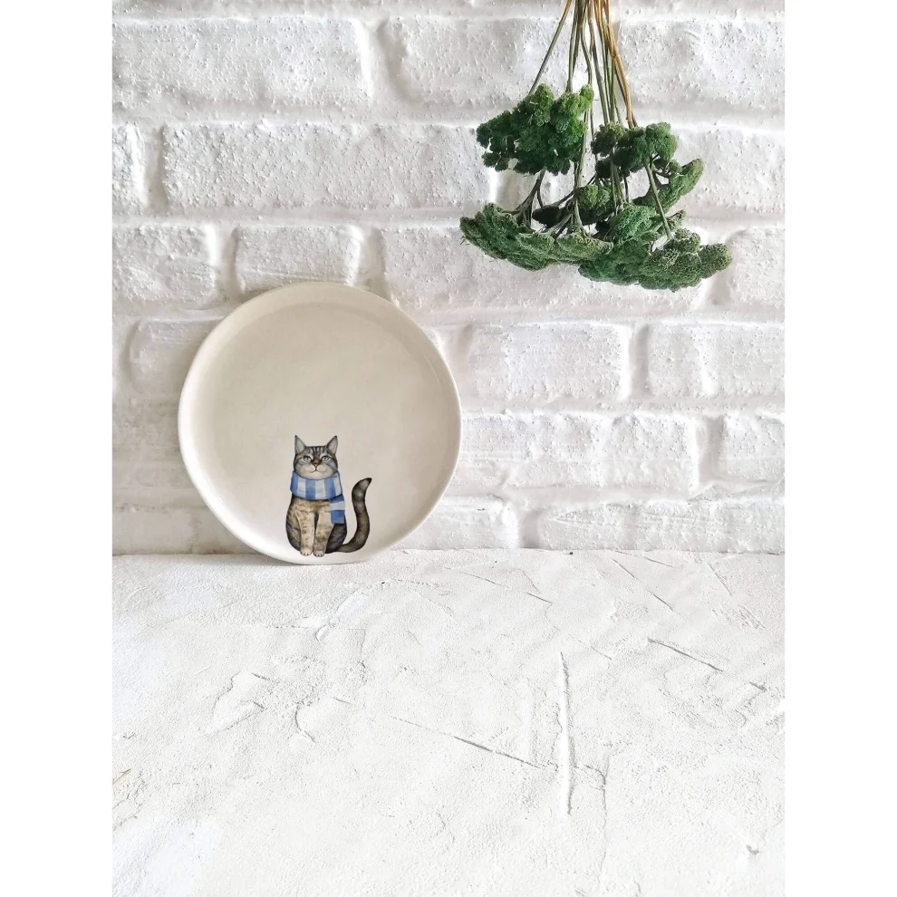 Fusska Handmade Ceramics - Minimal Cat Animal Plate