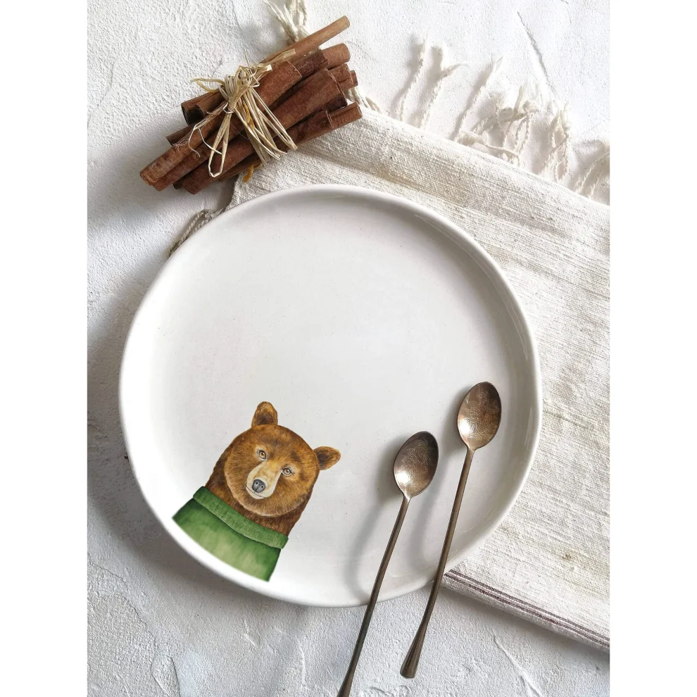 Fusska Handmade Ceramics - Minimal Bear Animal Plate