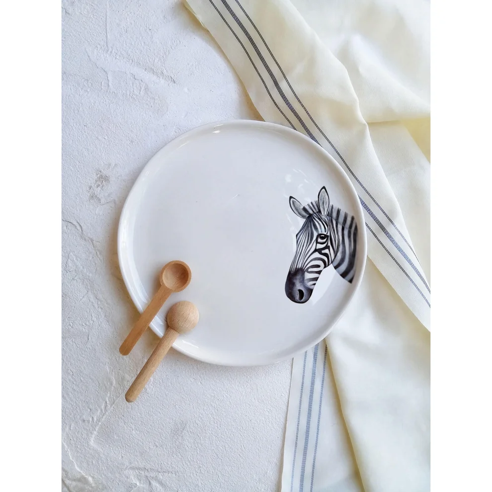 Fusska Handmade Ceramics - Minimal Zebra Animal Plate