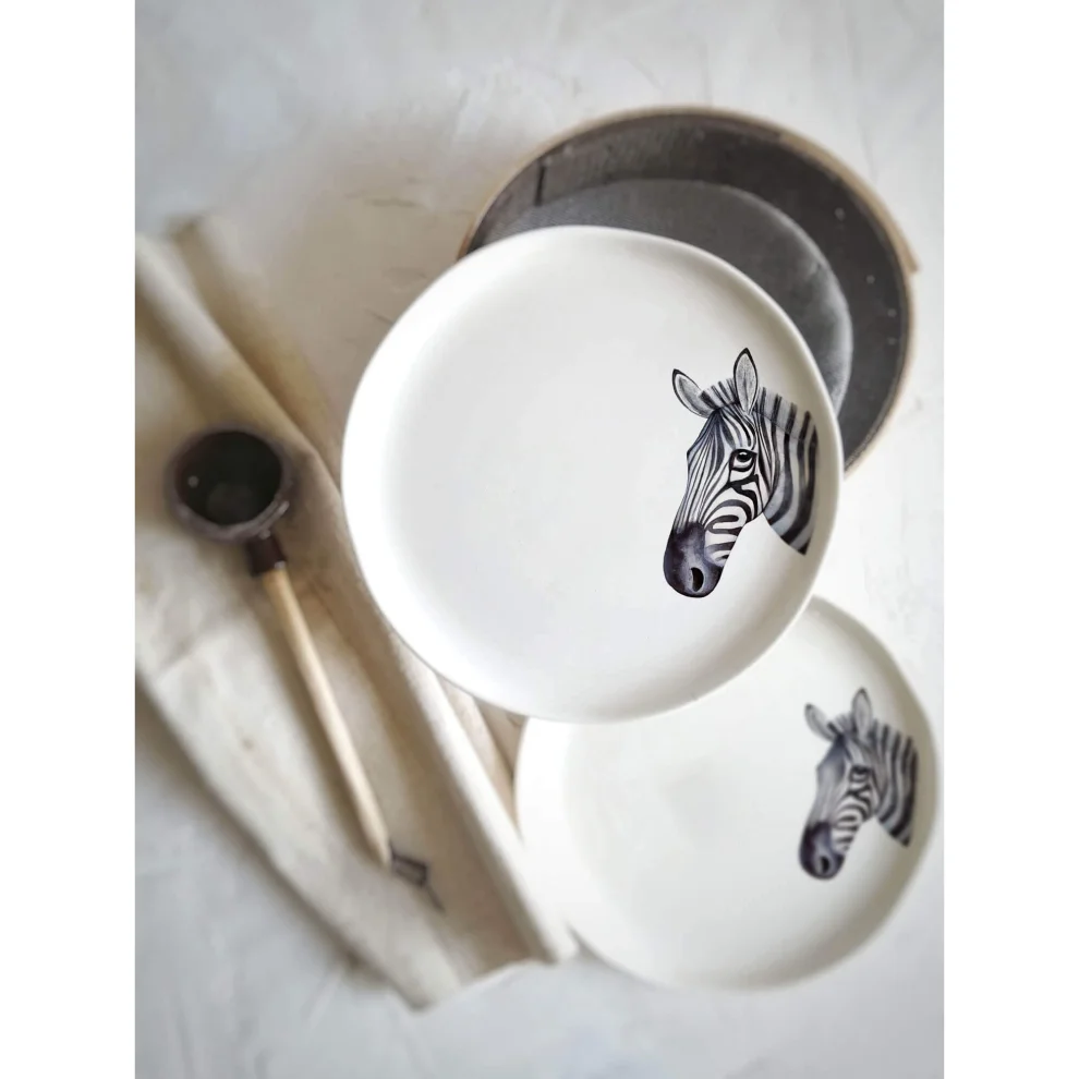 Fusska Handmade Ceramics - Minimal Zebra Animal Plate