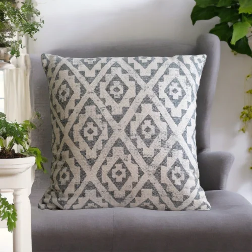 Miliva Home - Geometric Design Aztec Throw Pillow Cover