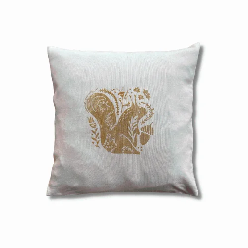 Deec Design Studio - Celebratiın From Nature / Squirrel Pillowcase