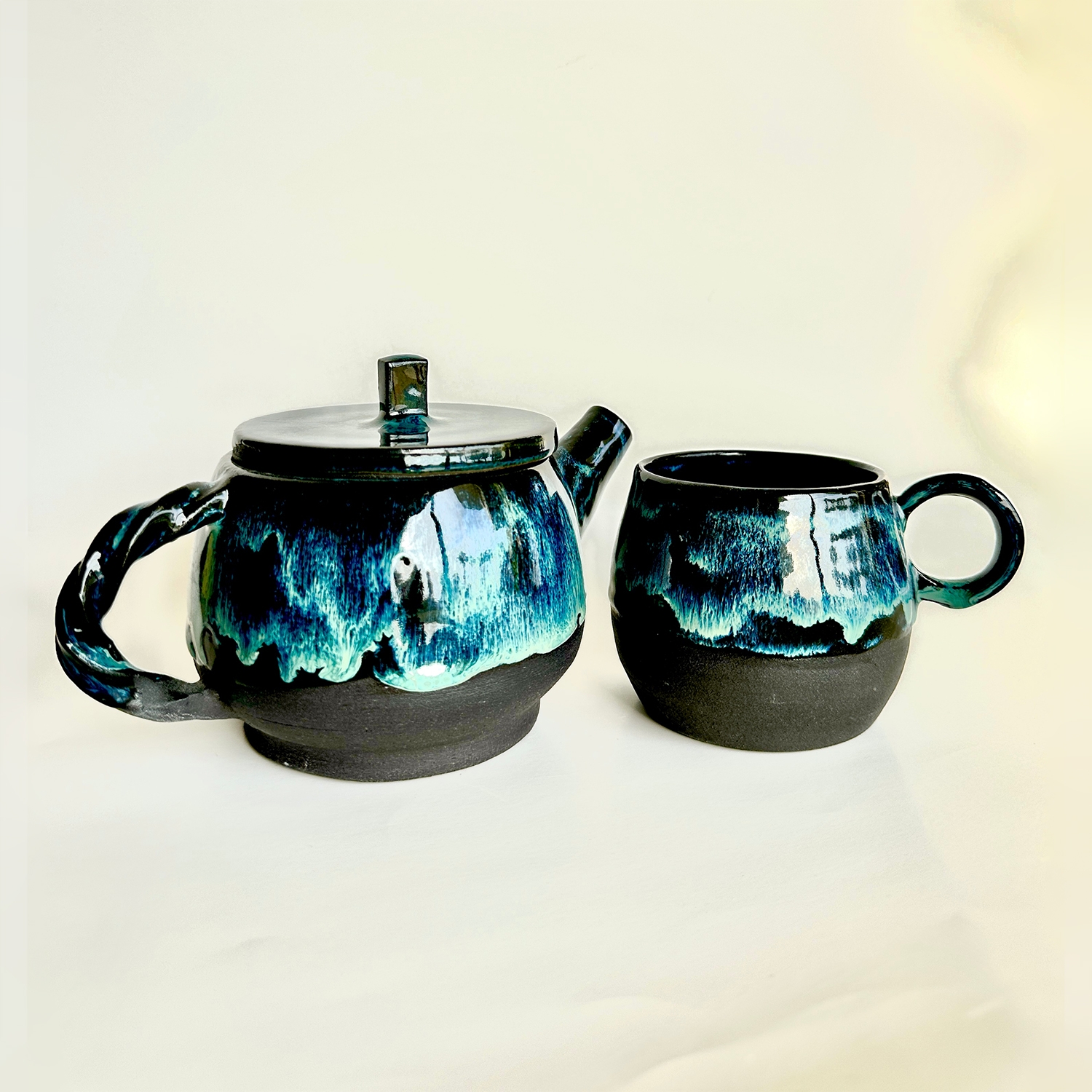 Luna Teapot- Mug