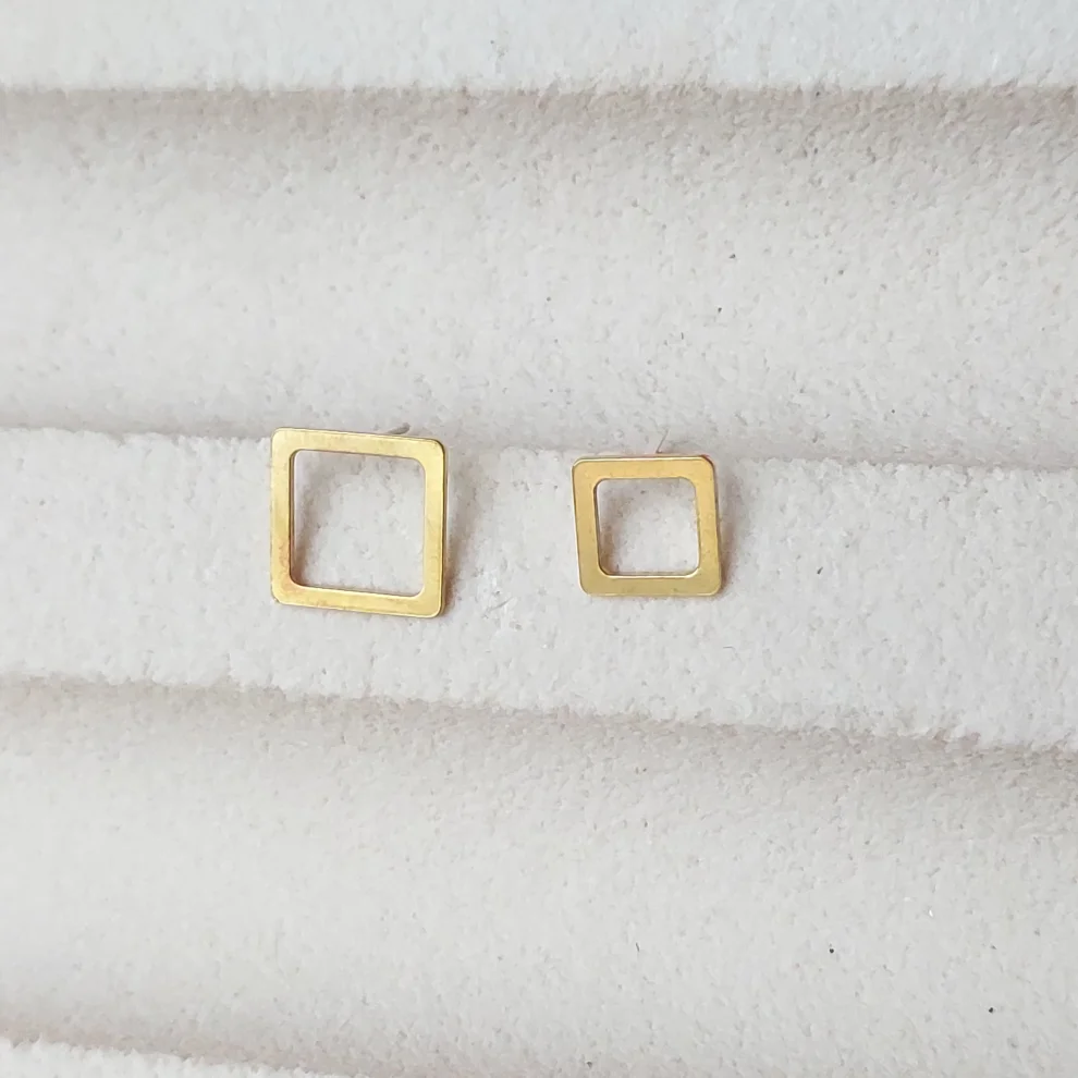 POJWoman by Pelin Özerson - That Easy Frame Earrings - Square