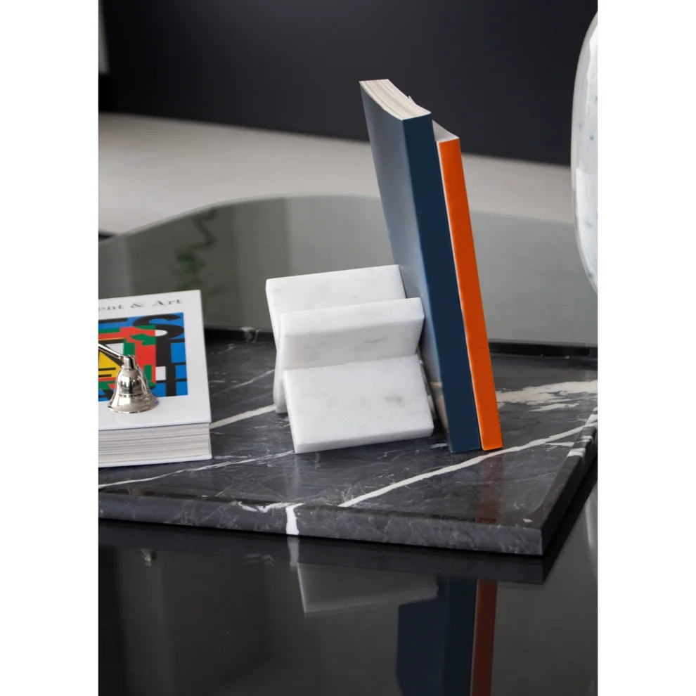 ODA.products - Nexa Book Holder