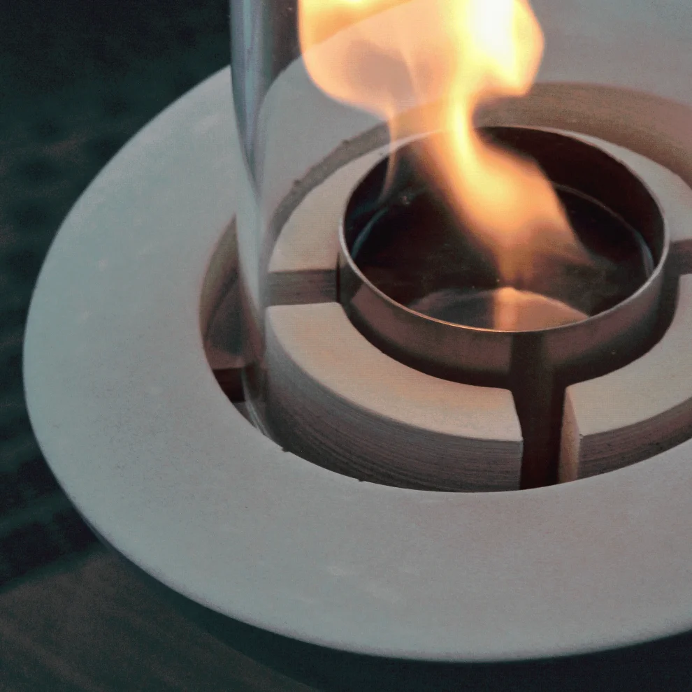 Tabart - Pure-fire V.4 Concrete Tabletop Fireplace + 1 Lt Bioethanol Fireplace Fuel