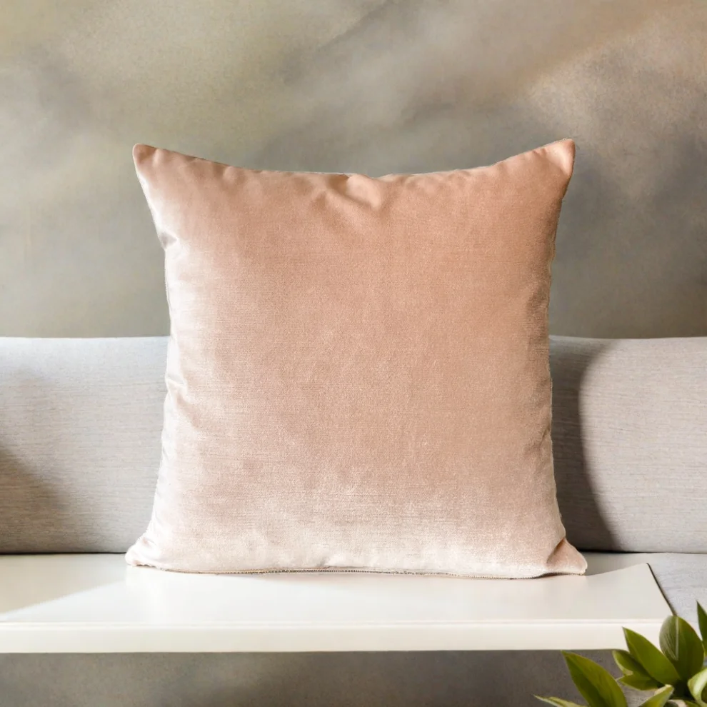 Miliva Home Pantone 2024 Peach Fuzz Velvet Throw Pillow Cover