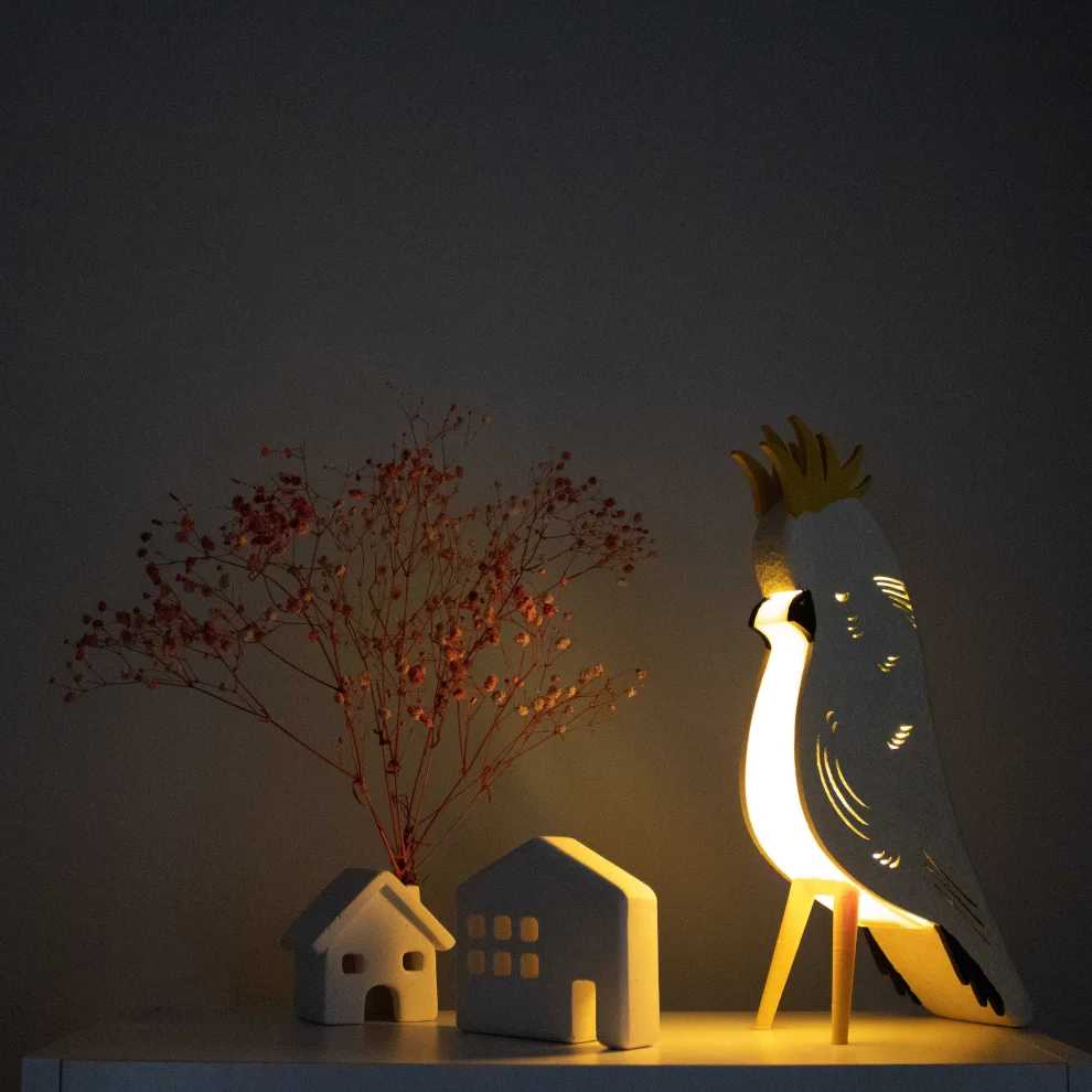 Puffin Cycle Design - Crested Cockatoo Lamp - Il