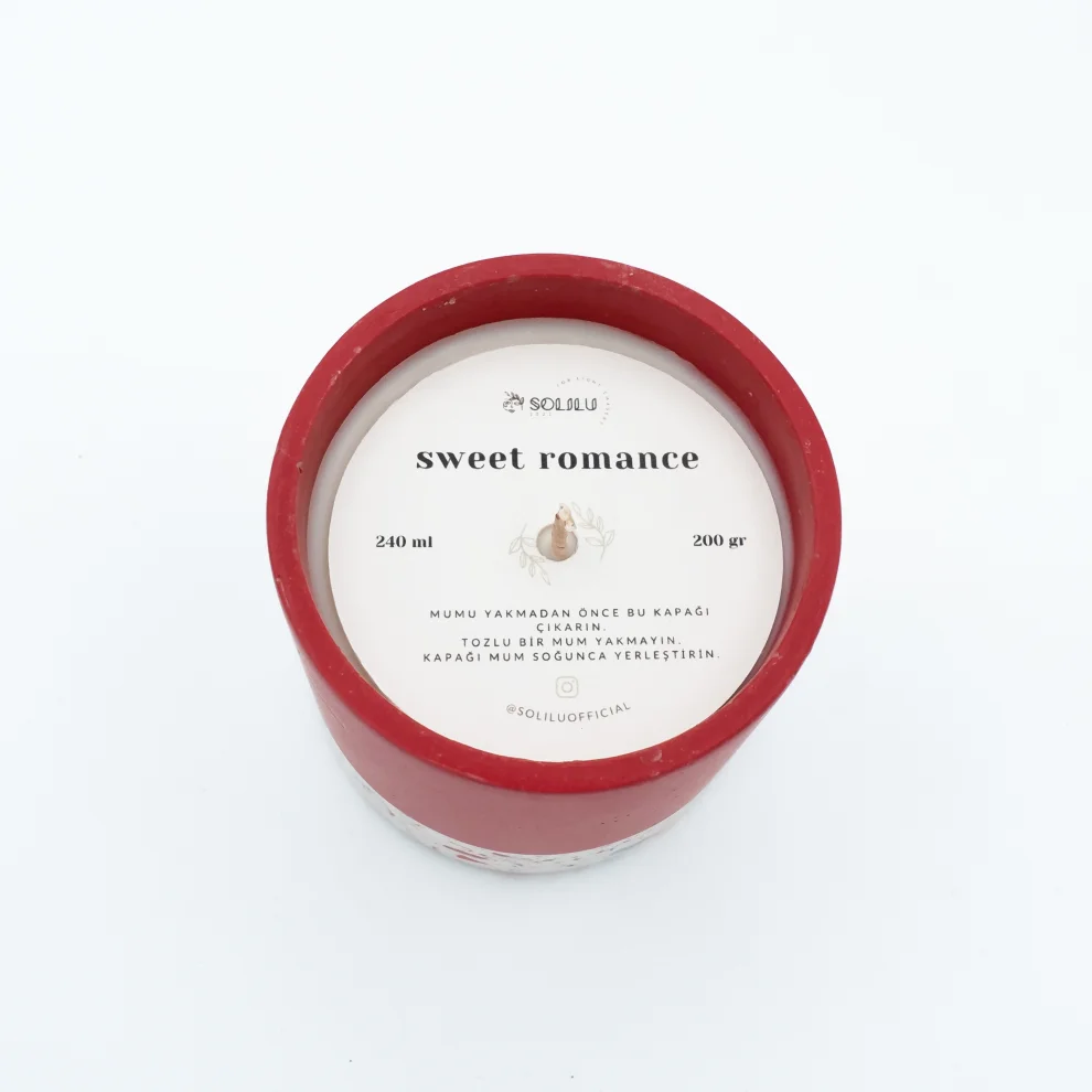 SOLILU - Terrazzo - Sweet Romance Scented Soy Wax Candle