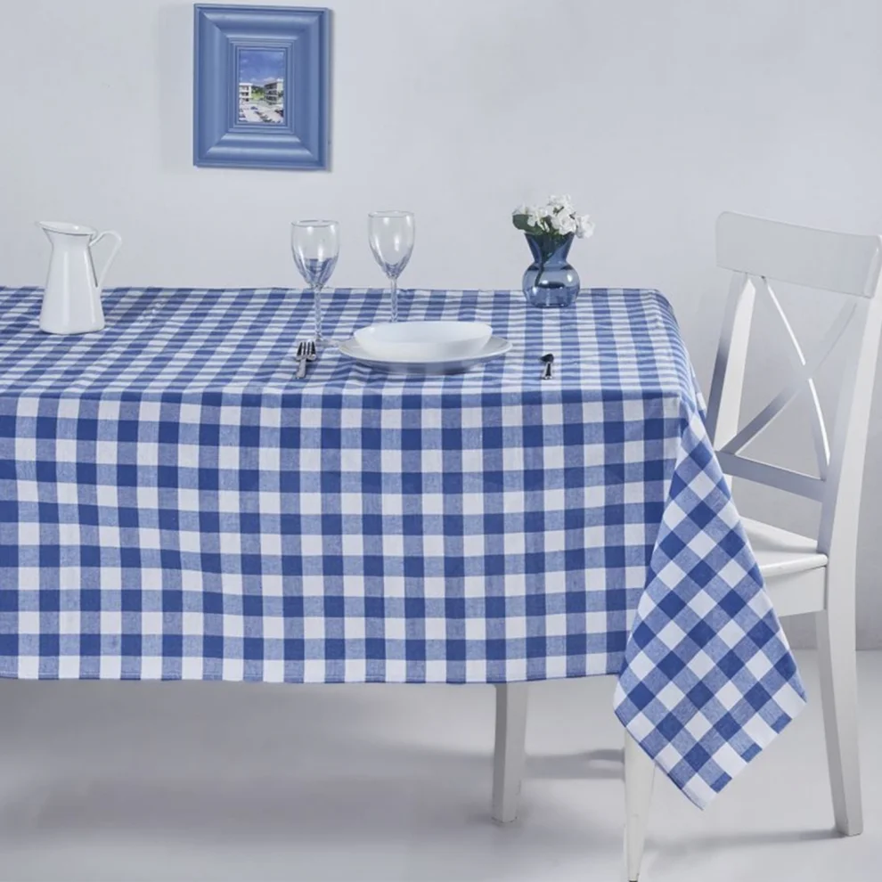 Denizli Concept - Checkred Table Cloth