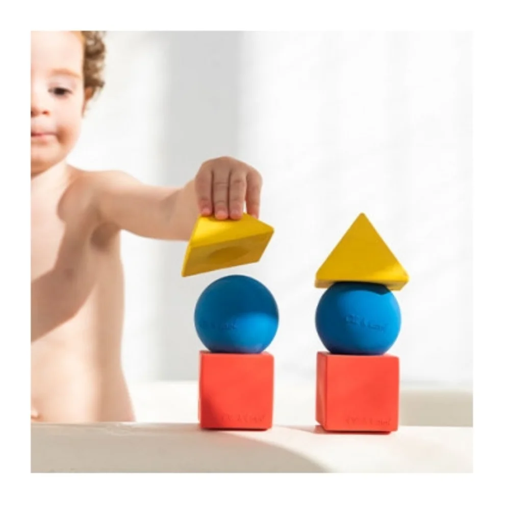 Oli&Carol - Floating Blocks Basic Colors Baby Teether