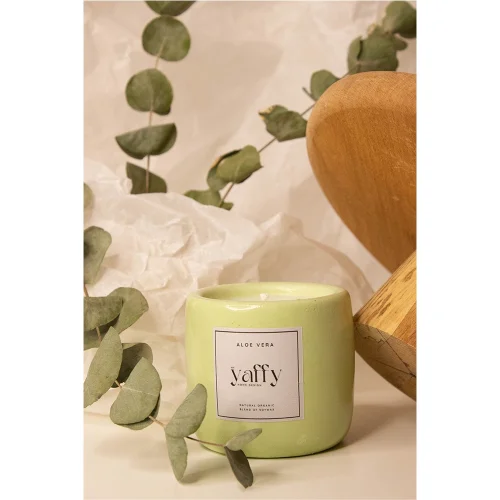 Yaffy Home Design - Soft Yeşil Mum