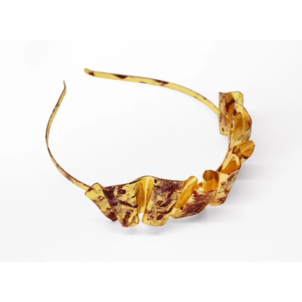 Kimi by Öykü Kaya - Dipinto Gold Plated Crown