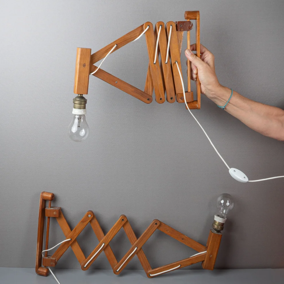 Gınni Dudu - Articulated Wooden Double Lamp