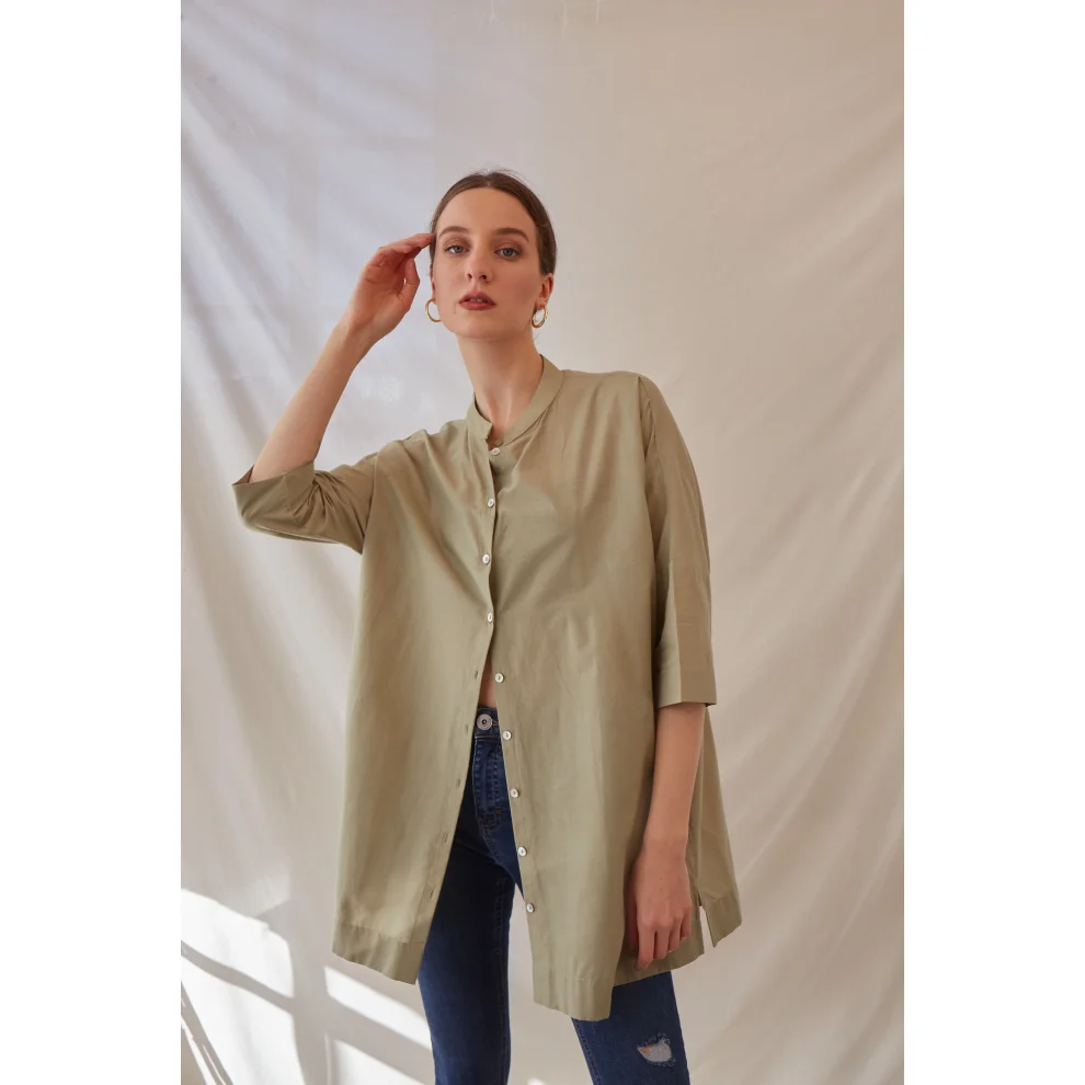 Delicate - Oversize Shirt With Pockets