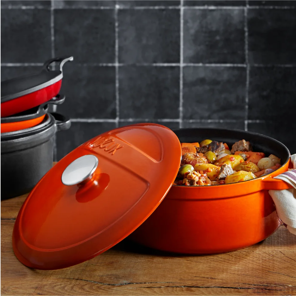 Voeux Kitchenware - Amusant Round Casserole 24 Cm