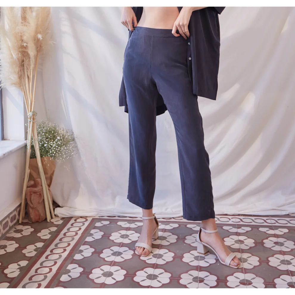 Delicate - Silk Pants