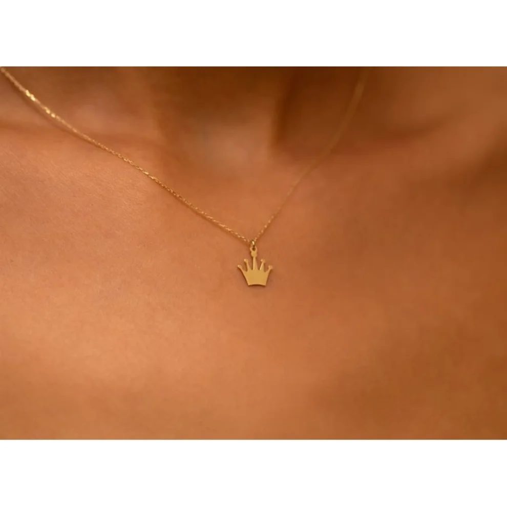 Safir Mücevher - Gold Crown Necklace
