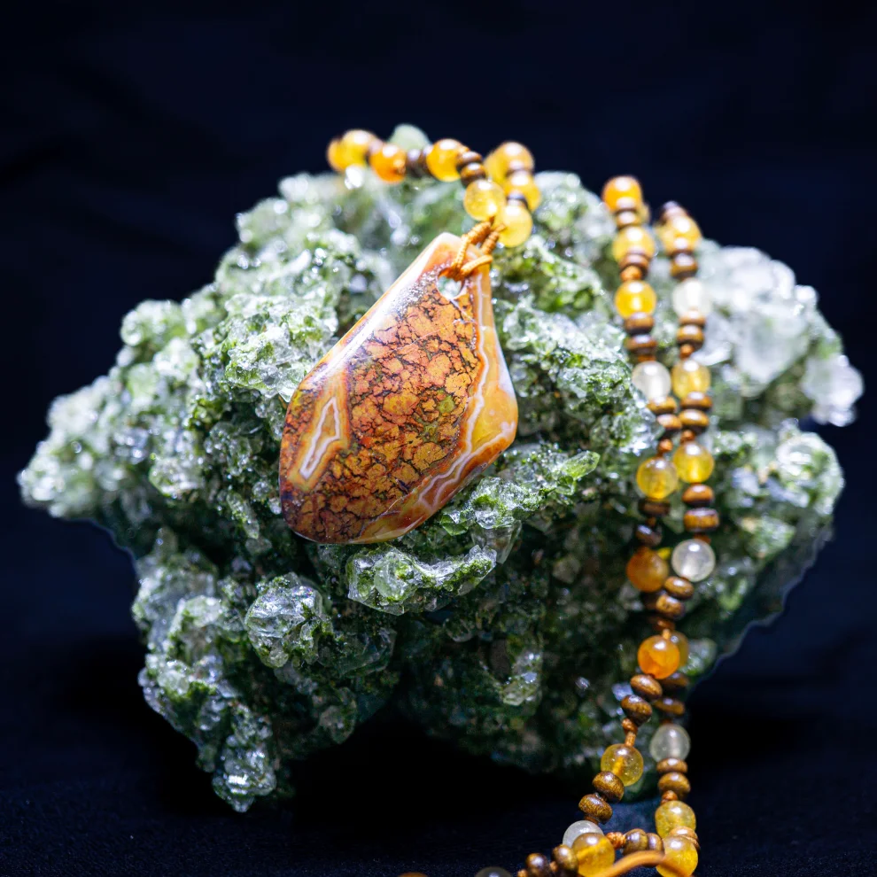 İndafelhayat - Plume Agate Necklace