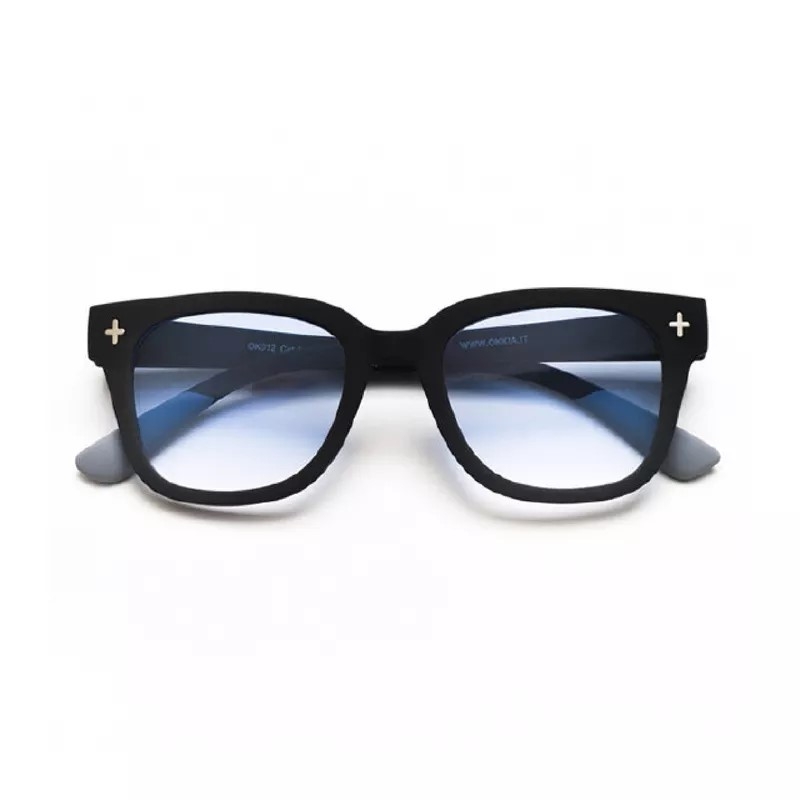 Giovanni Unisex Sunglasses Blue Gradient