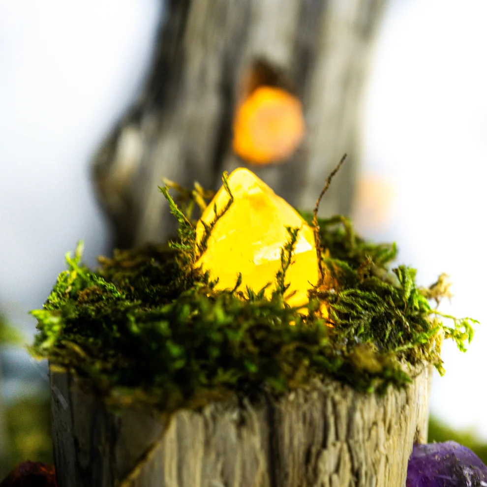 İndafelhayat - Quartz, Amethyst And Citrine Triple Hobbit House Night Light