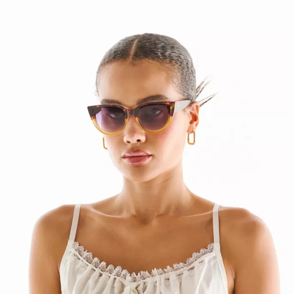 Okkia Eyewear - Silvia Güneş Gözlüğü