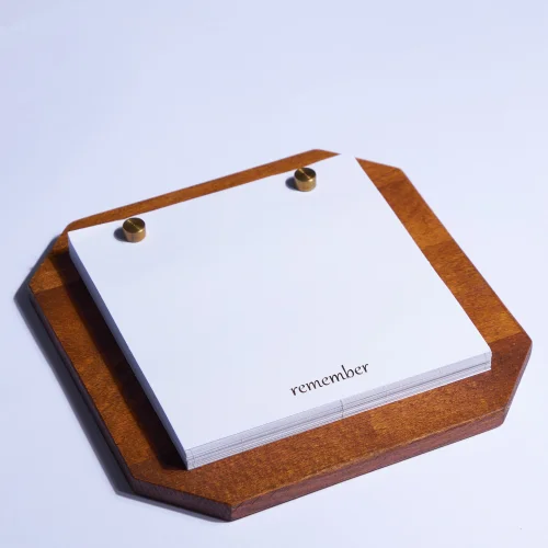 Remember Design Store - Beech Desk Notepad